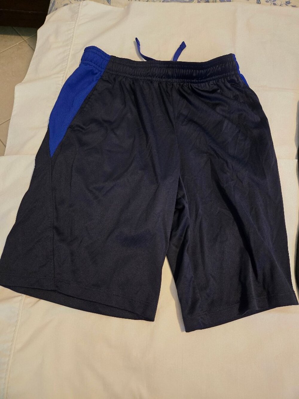 Boys All In Motion Shorts Used, 18" Long 12"-13" waist (approx). Size 16xl